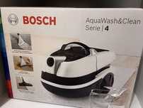 Vând URGENT Aspirator BOSH Aqua Wash&Clean Seria 4