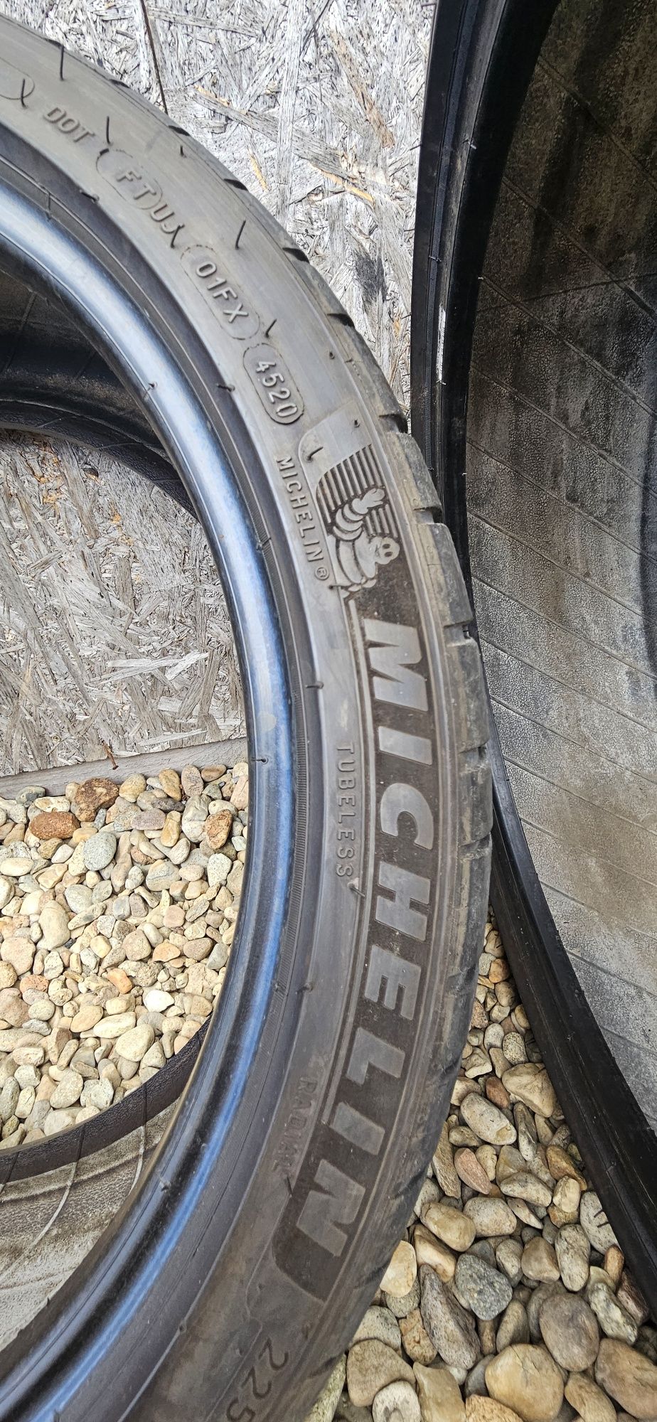 Anvelope Michelin Pilot Sport 4S 225/40 ZR19 93Y