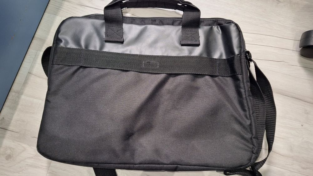 Чанта за лаптоп  chanta za lapto Lenovo