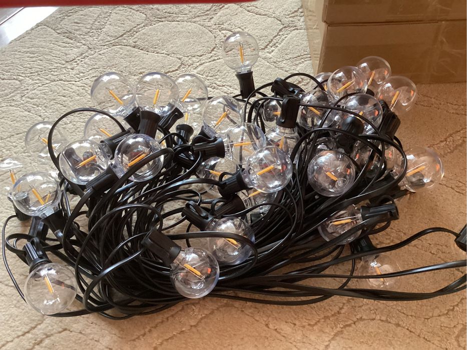 Ghirlanda luminoasa 30 metri/34 becuri led + 3 becuri led rezerva