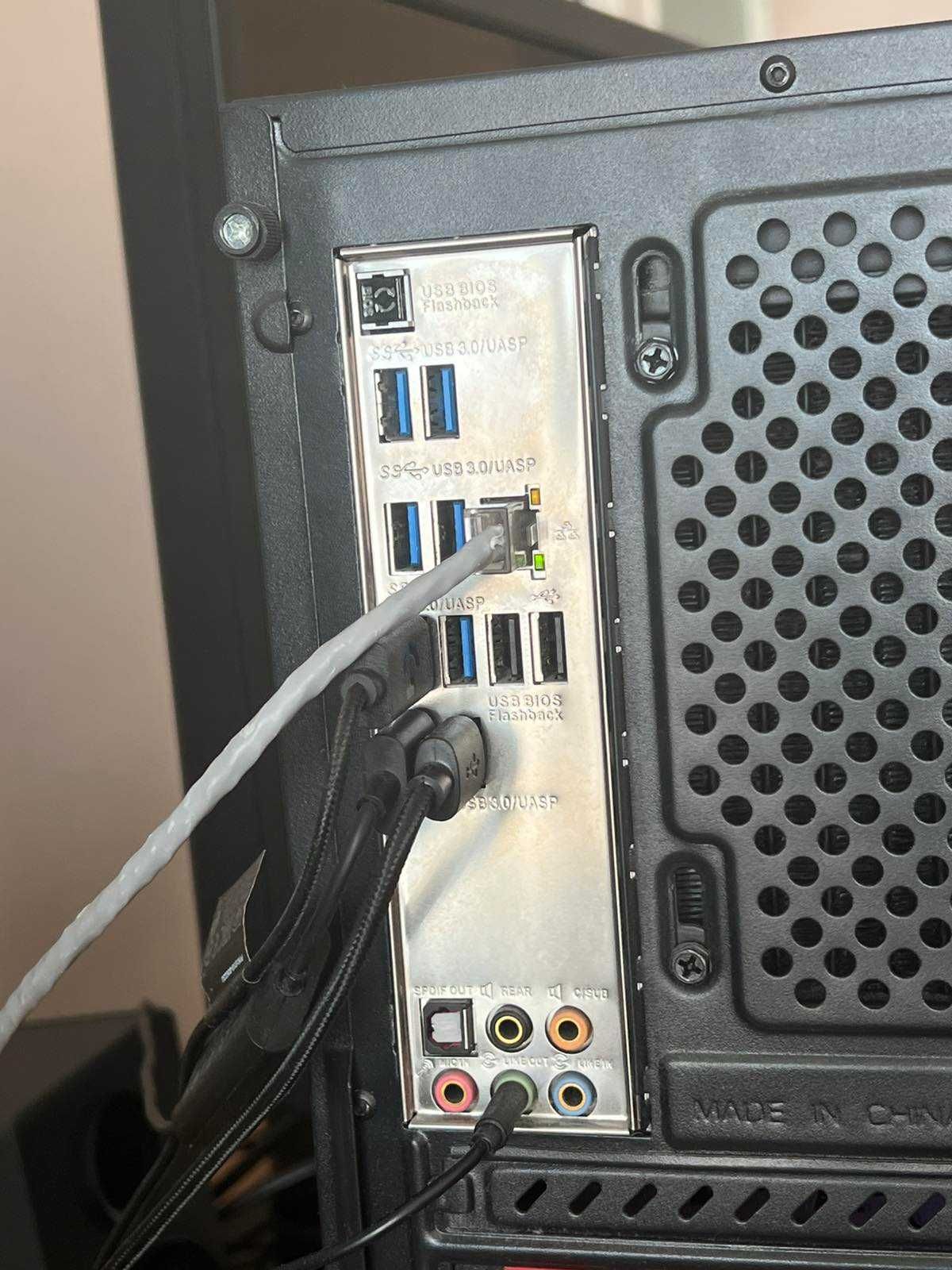 Дънна платка ASUS X99-S,16GB DDR4,IntelCore i7-5820K 3.30GHz,CORSAIR