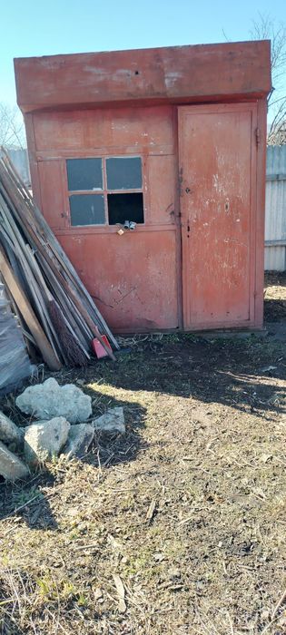 Vând bărăci din tabla