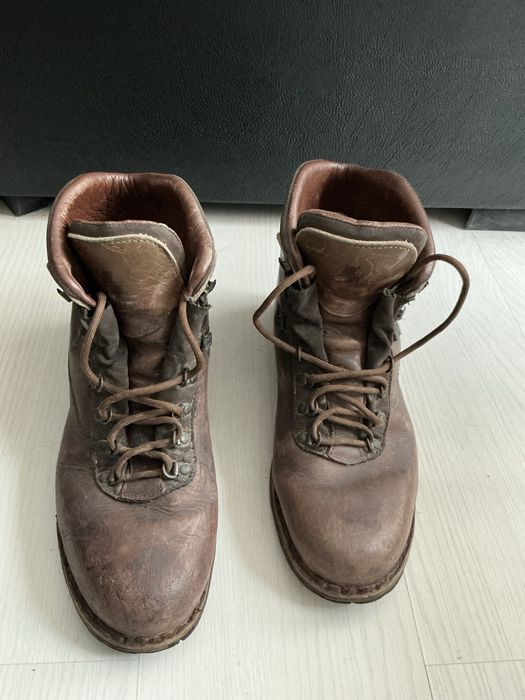 Стабилни кожени ботуши за работа