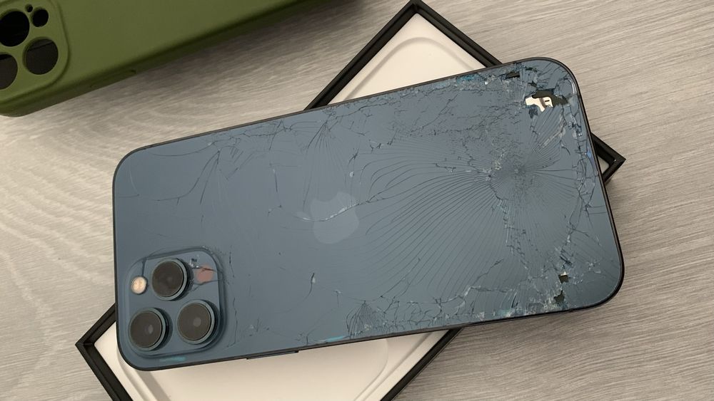iPhone 12 Pro max . 256 gb . 77%