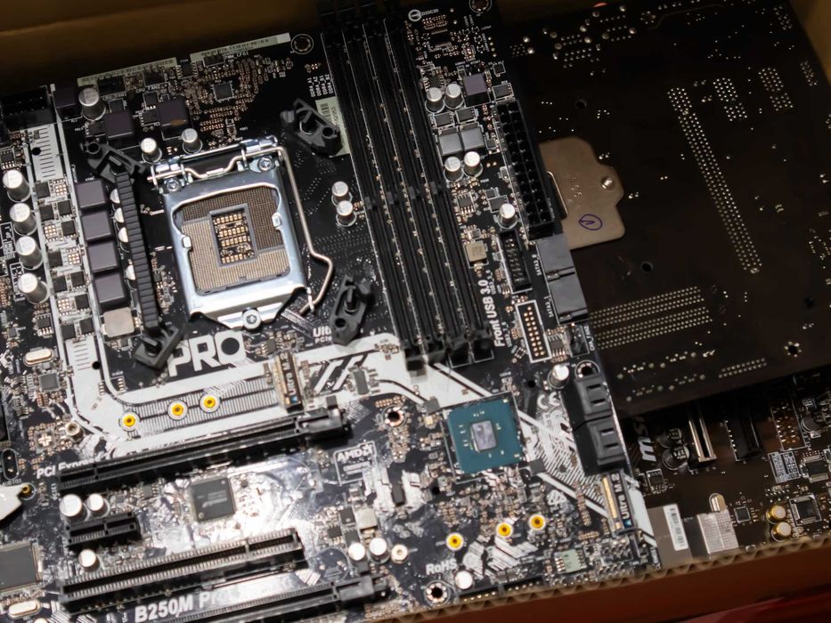 6 дънни платки LGA1151 H310M H110 B250 GA-S2HP за части от Латвия