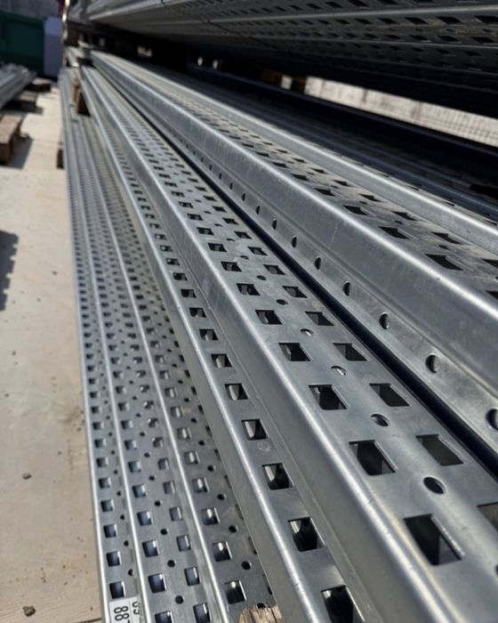 Rafturi metalice industriale 339