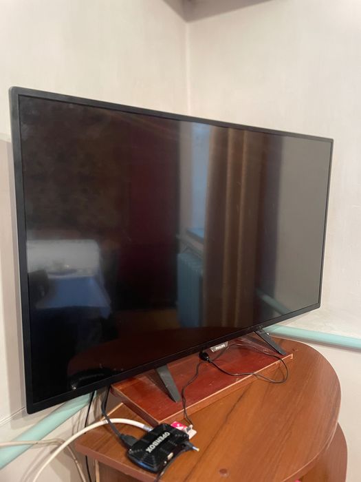 Телевизор Philips 43 дюйма