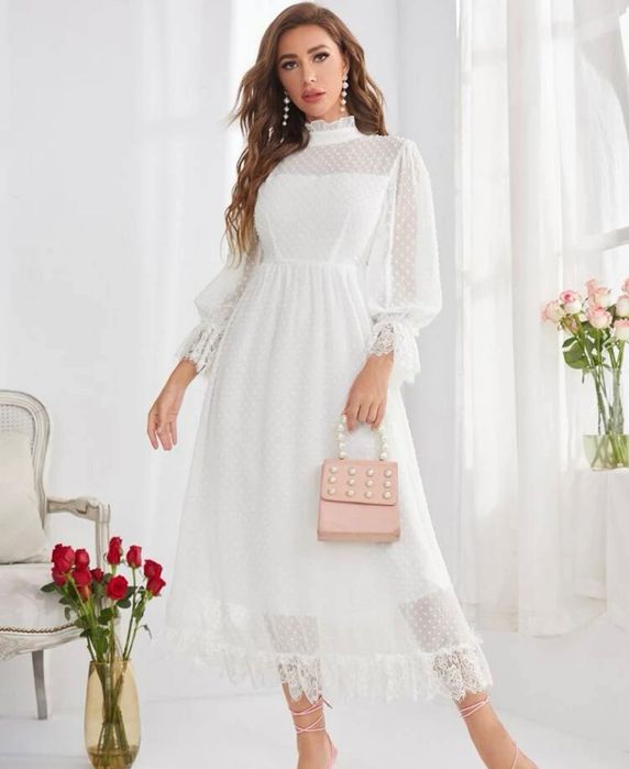 Официална бяла рокля