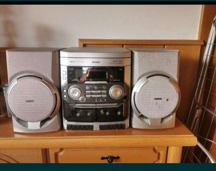 Combina Philips Combina audio mp3