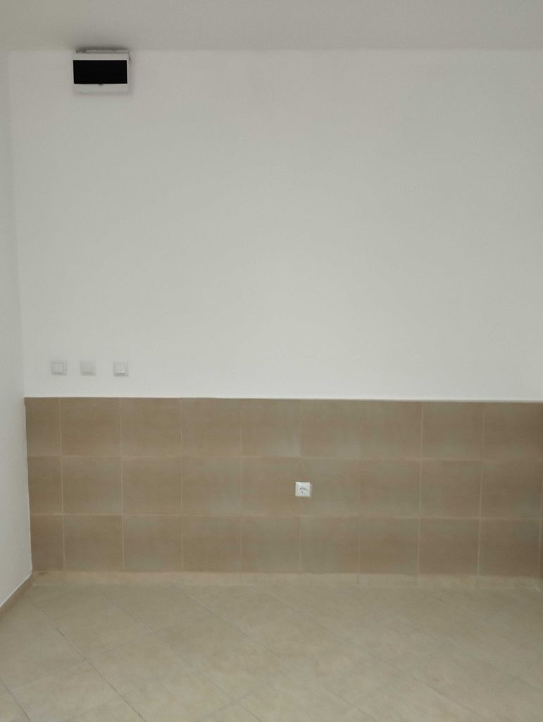 Дава се под наем Склад в Варна, Кайсиева градина - 150 кв.м за 1274.49 € - Снимка #11