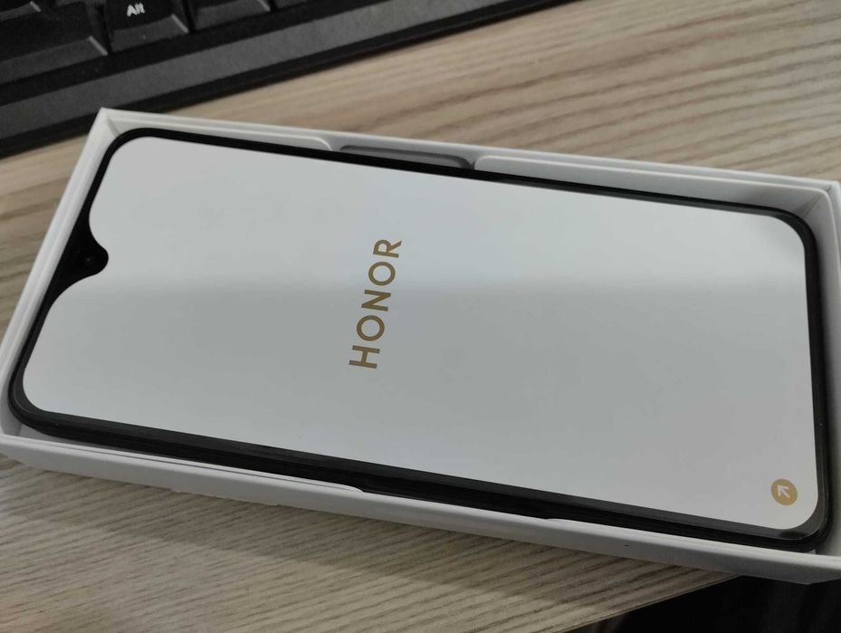 Honor 400 dual sim NOU