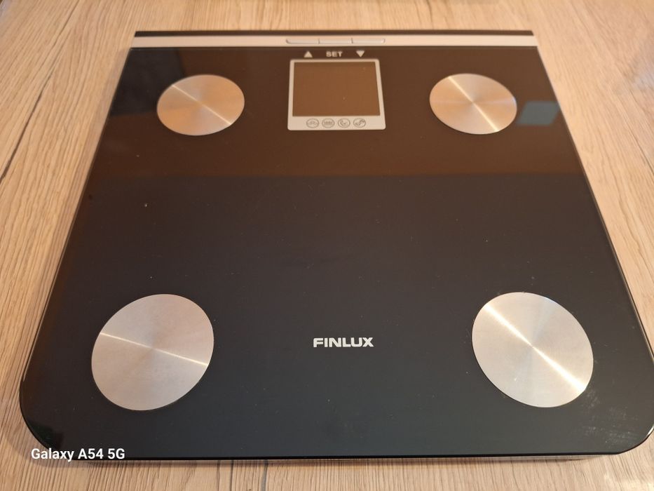 Cantar Digital Finlux Cu Analizator de Grăsime Corporală