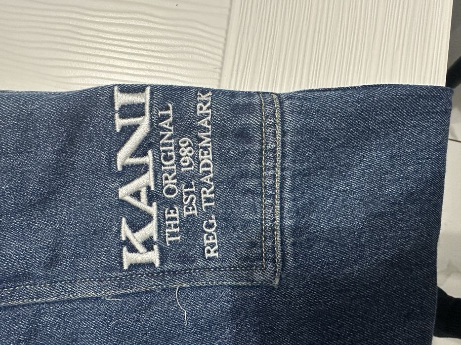 Blugi karl kani barbati marimea m