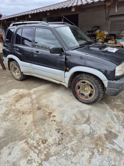 Vând Suzuki Grand Vitara