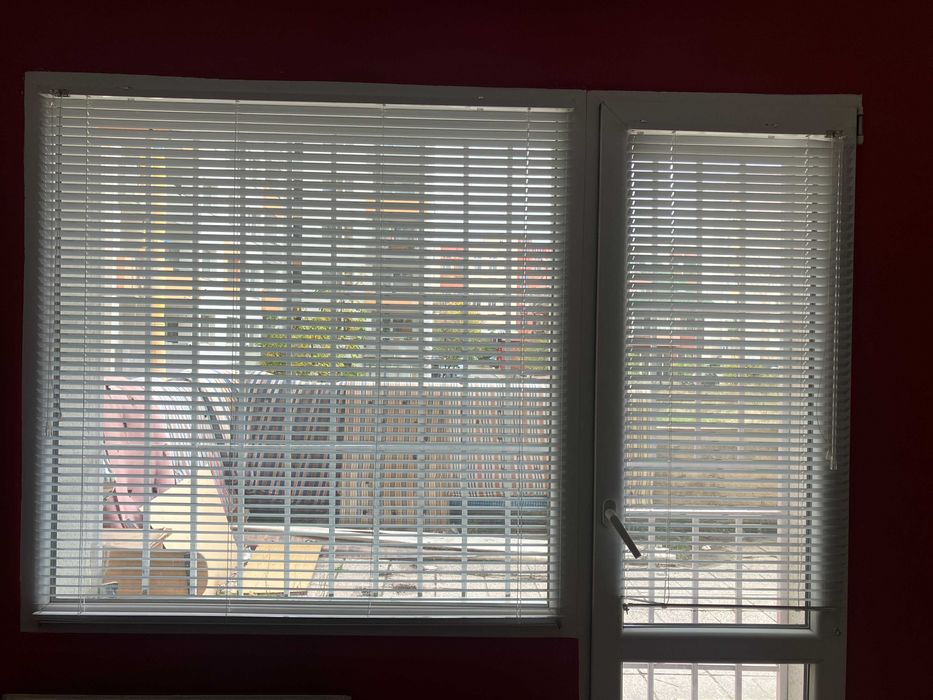 Продавам Щори Rollplast от жк. Студентски град, бл. 58