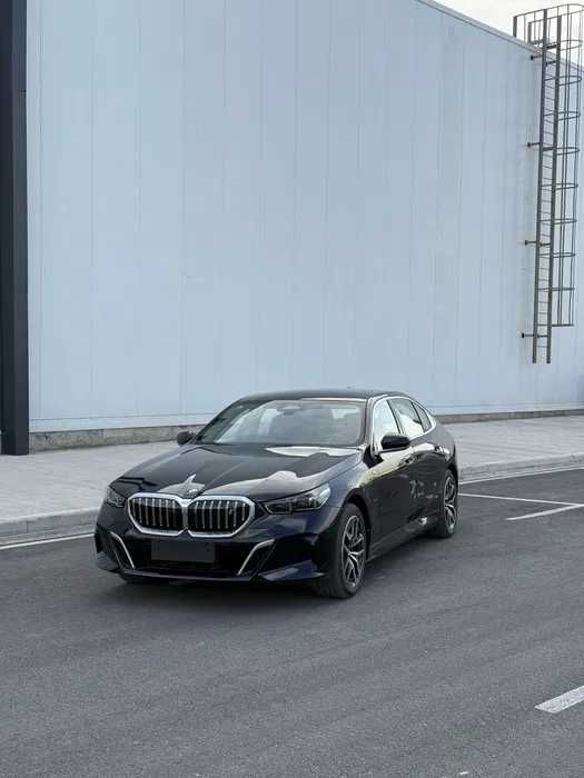 BMW i5 edrive 35L Msport premium Luxury