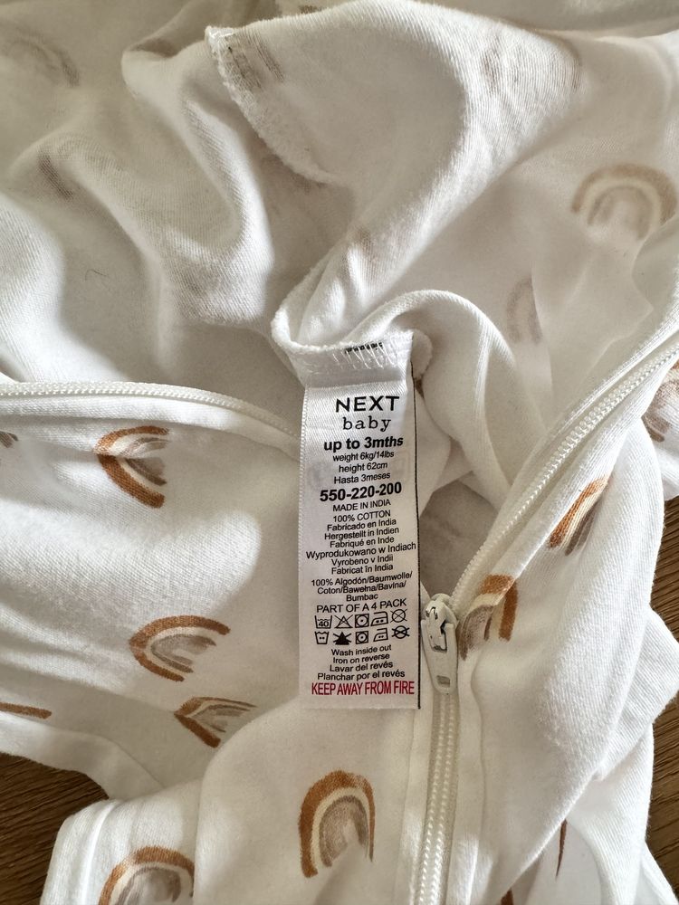 Lot Set hainute  6 body-uri/pijamale 0-3 luni Next