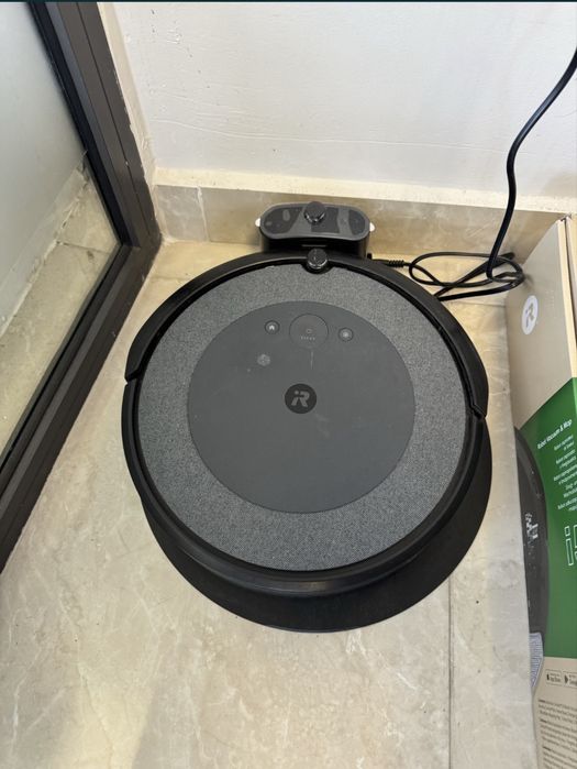 ПРАХОСМУКАЧКА РОБОТ romba combo i5 сухо и мокро почистване
