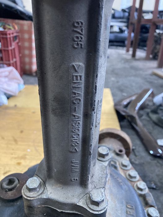 Range rover sport 2012година 3.0d 245кс Преден Диференциал