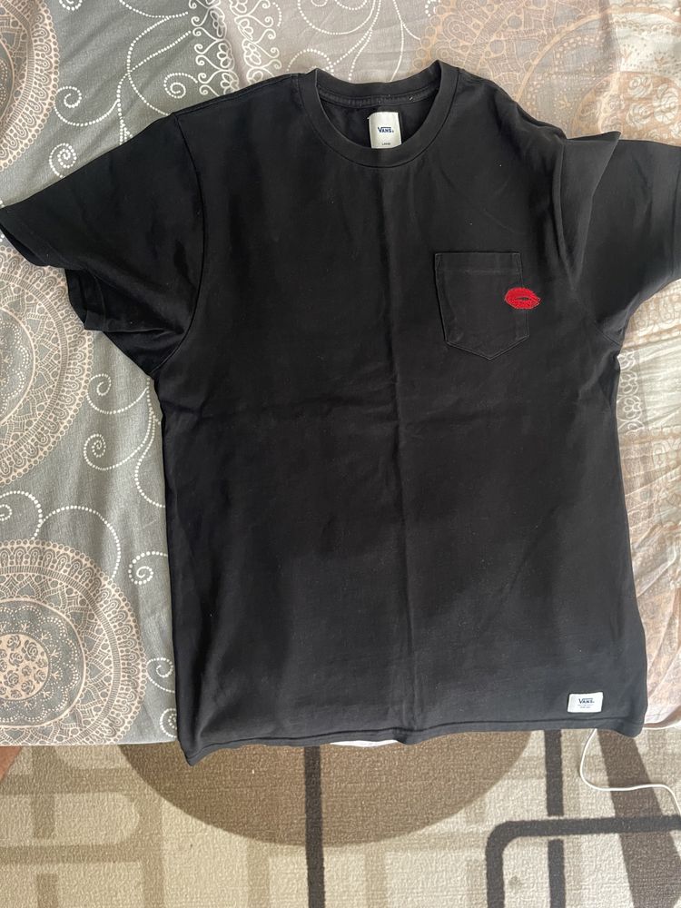 Vans anaheim lips tee