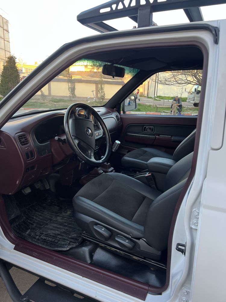 Продается Nissan NP300