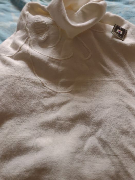 Нова блуза с етикет