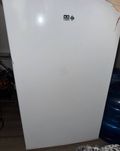 Продам срочно мини холодильник FAR