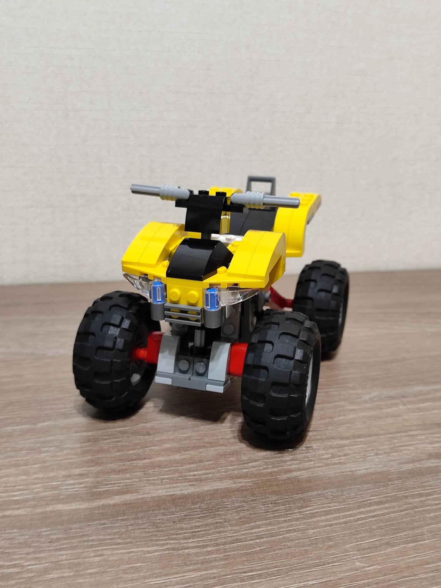 LEGO Квадроцикл Конструктор (3 в 1) LEGO Creator 31022