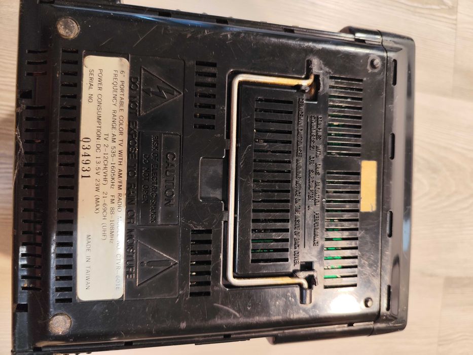 Mini televizor CRT Emperor - defect