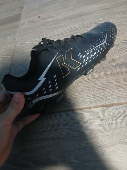 Ghiete de fotbal de gazon natural