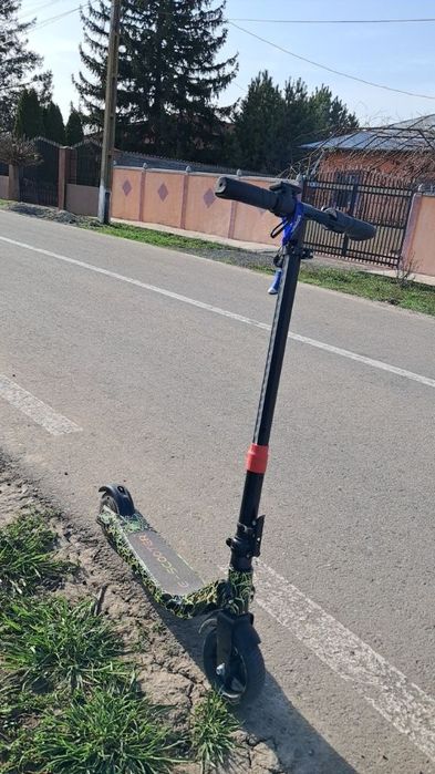 Trotinetă electrică