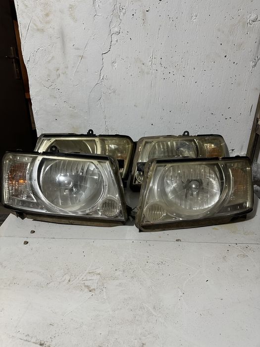 Фары на Nissan Patrol y61