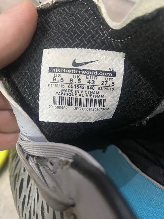 Бутсы Nike футбольные