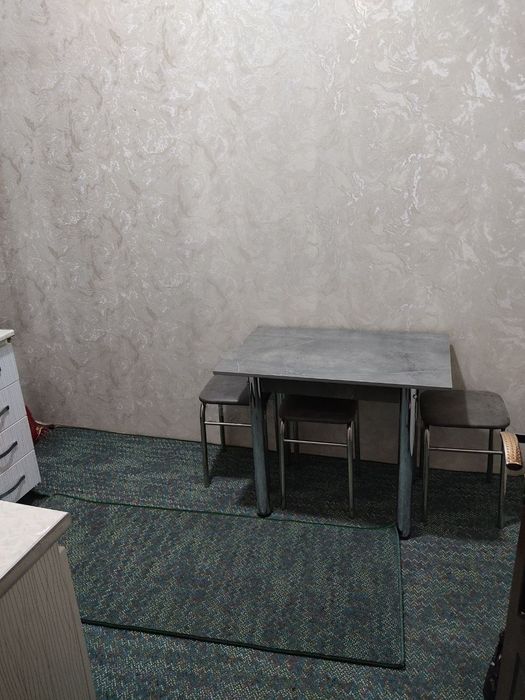 Talaba qizlarga arzon kvartira Toshmi Medgaradok tashmi bez makler