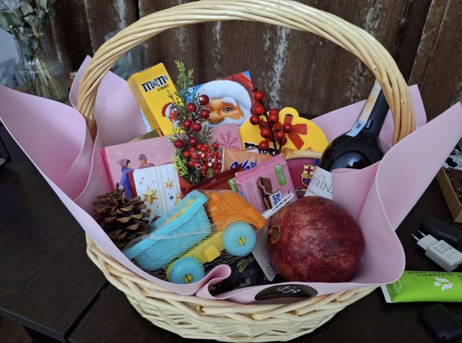 Новогодние подарочные корзины 2026