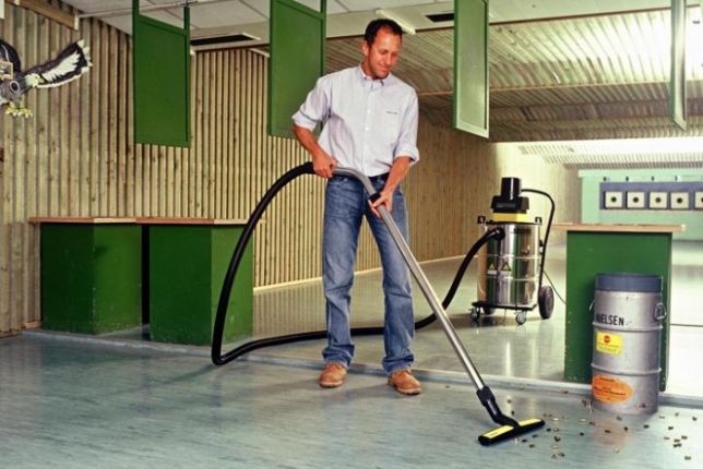 Профессиональный пылесос(оборудование)  сухой и влажной уборки