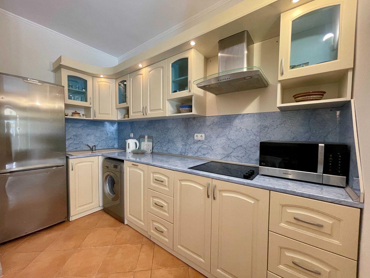Продава се Двустаен апартамент в к.к. Елените - 72 кв.м за 1598 €/кв.м - Снимка #6