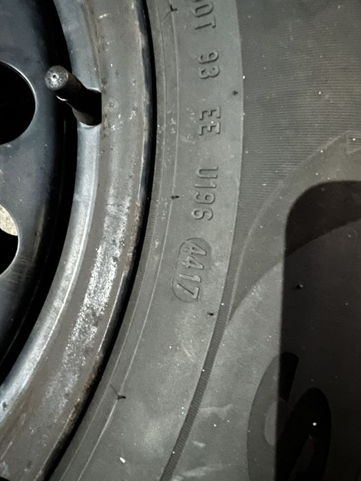 Зимни гуми Pireli 215/65/17 подходящи за SUV