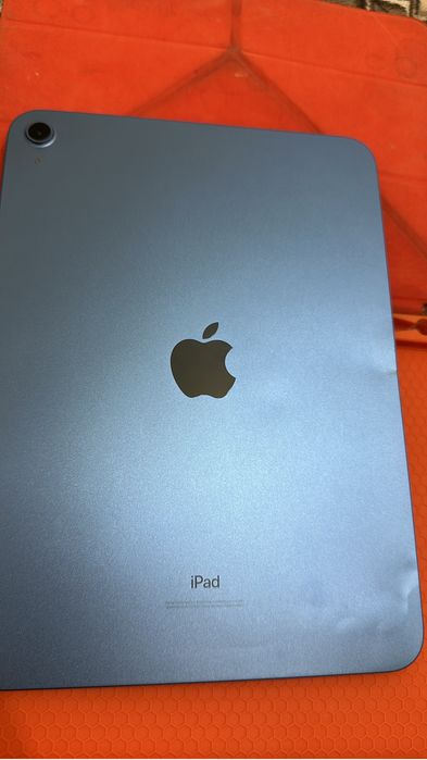 Продам iPad на запчасти