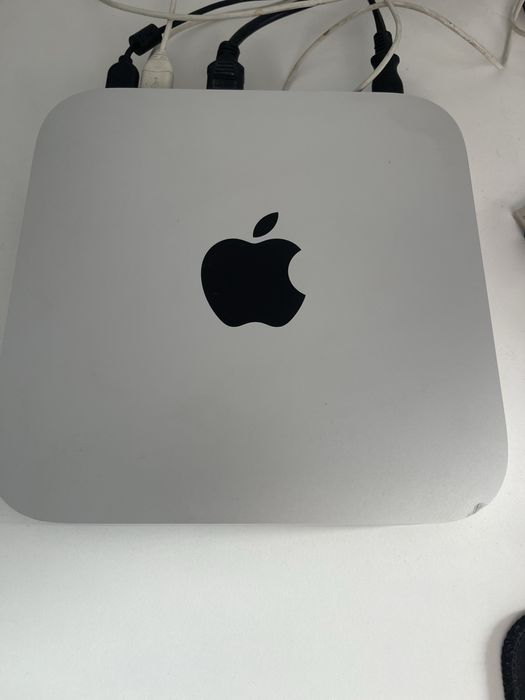 Mini PC Apple Mac, M2, 8 CPU ядра, 10 GPU ядра, 16 GB RAM, 256 GB SSD