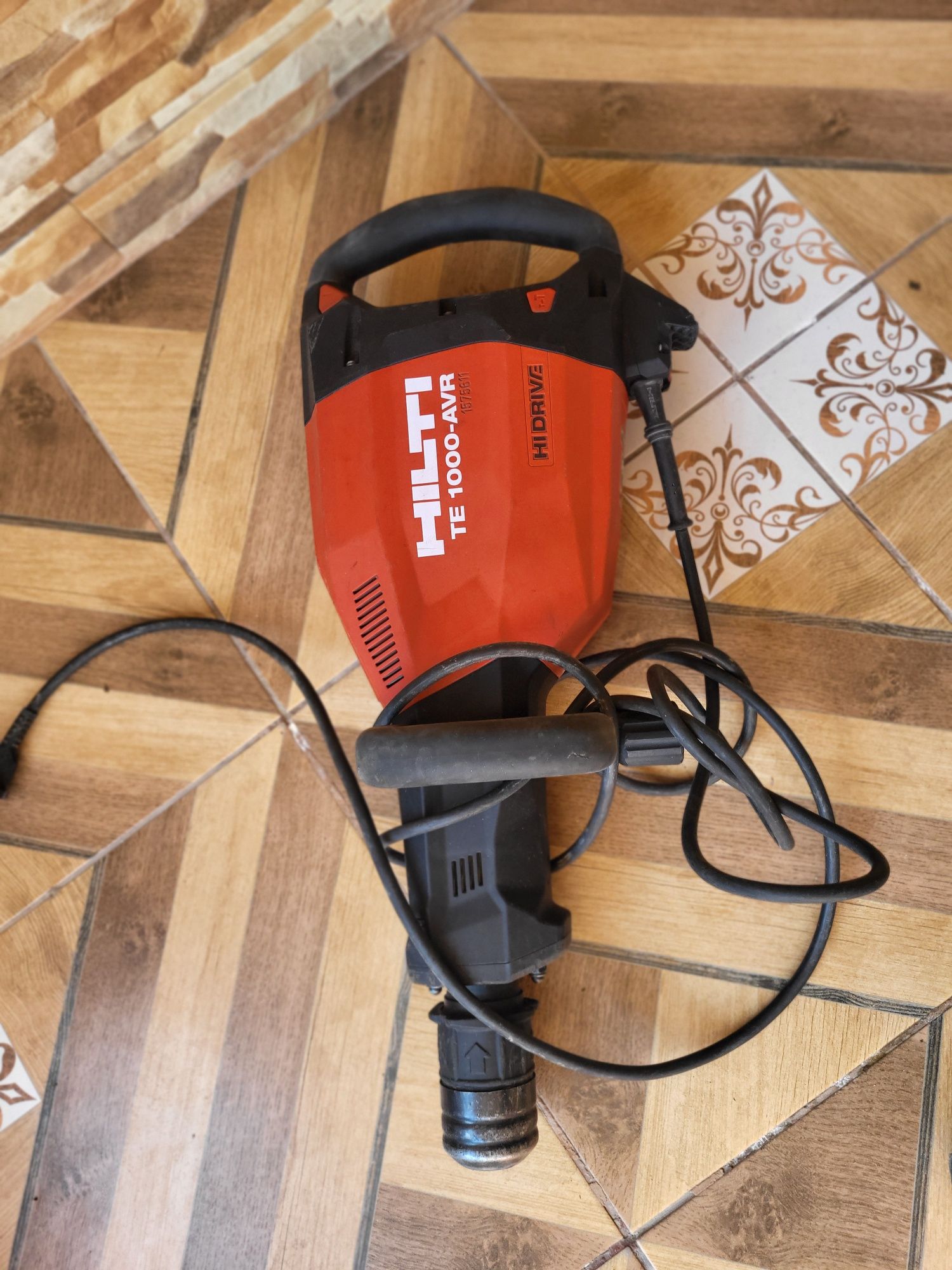 Vând picamar hilti te 1000 Avr