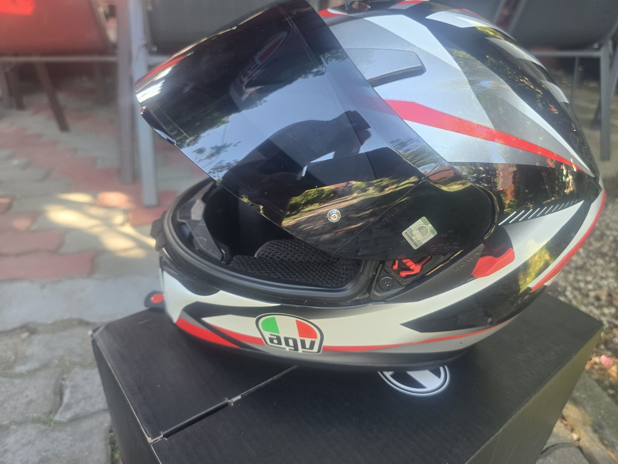 Casca moro AGV K6