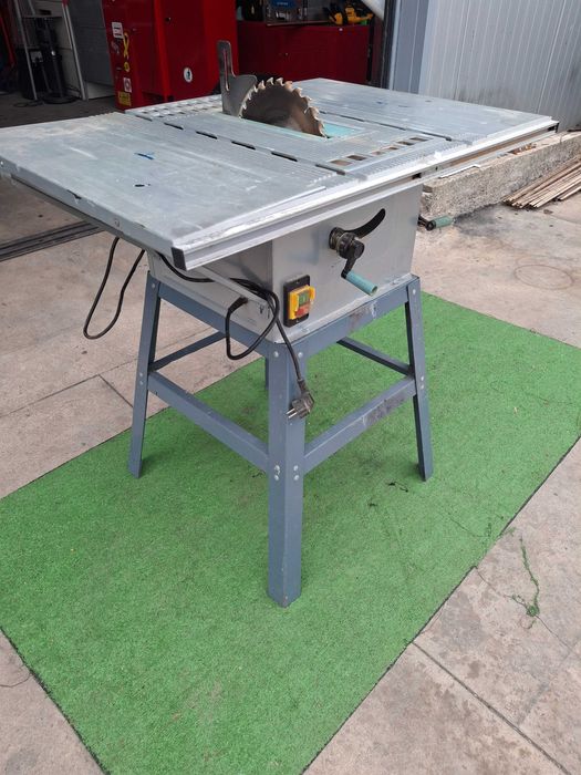 Настолен циркуляр