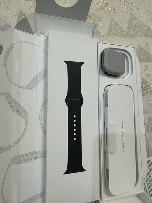 Apple Watch Series 11 46mm Space Gray Aluminium