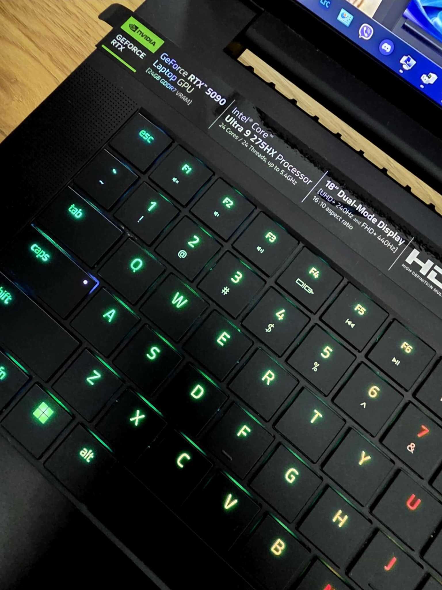 Razer Blade 18 2025