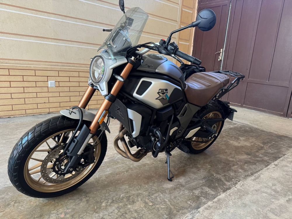 CfMOTO 700 CL-X Heritage