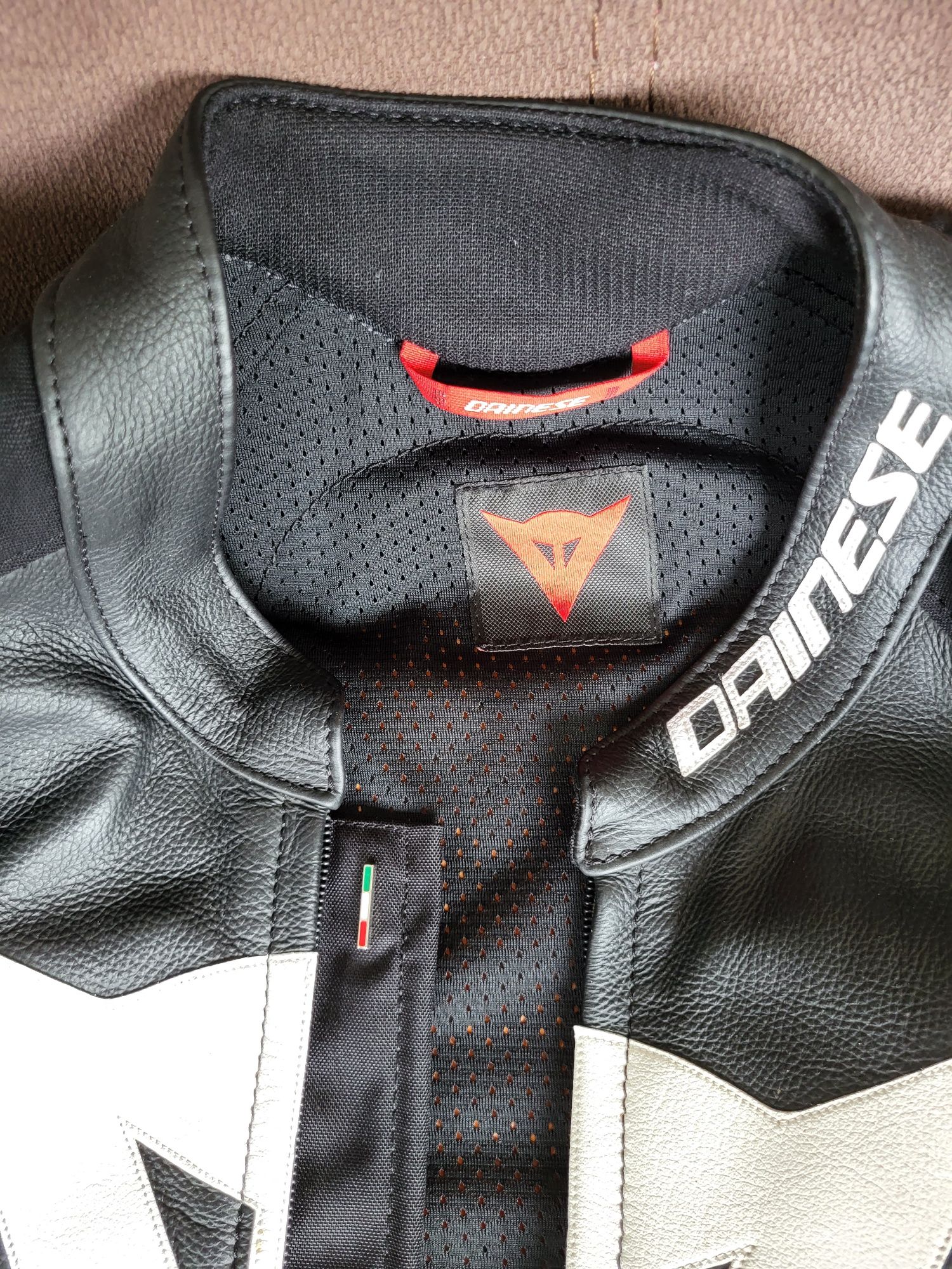 Кожено яке dainese