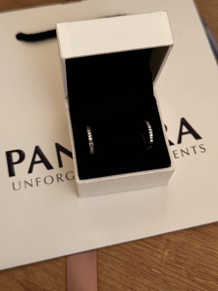 Пандора обеци Pandora