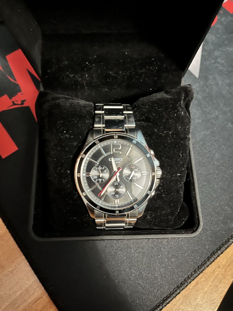 Часы Кварцевые CASIO
