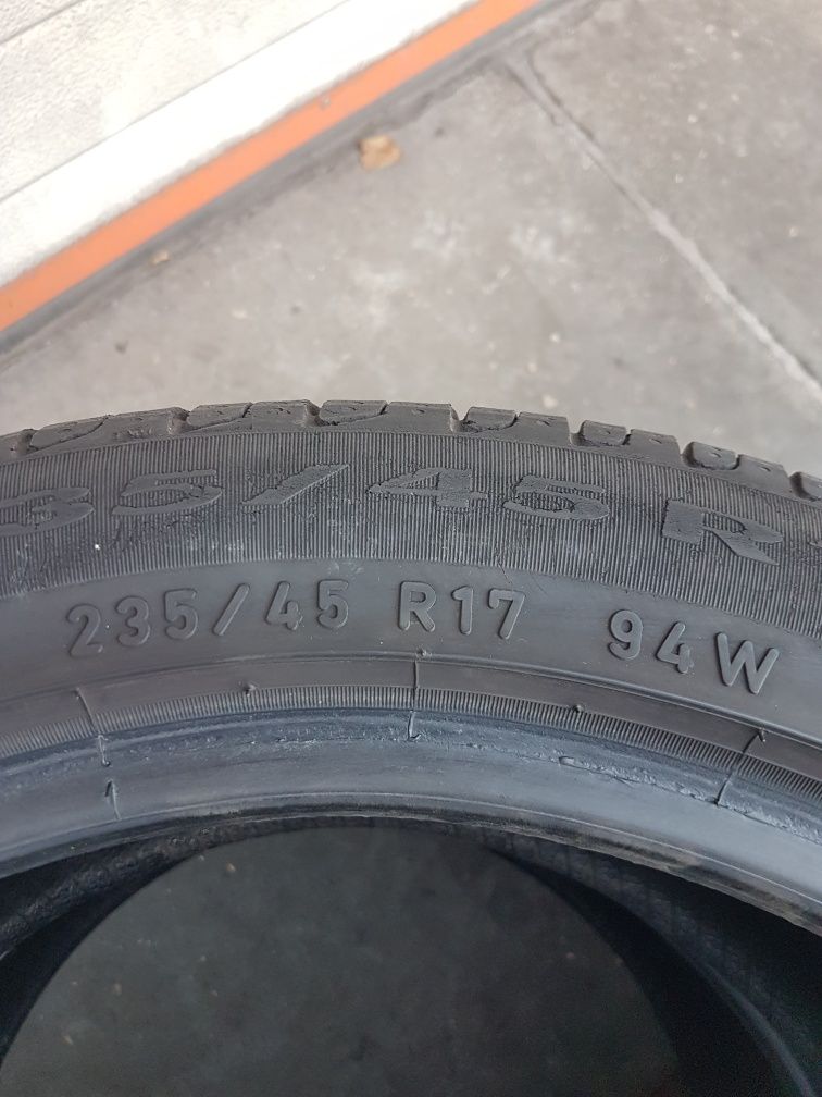 Летни гуми 2 броя PIRELLI Cinturato P7 235 45 R17 дот 3813